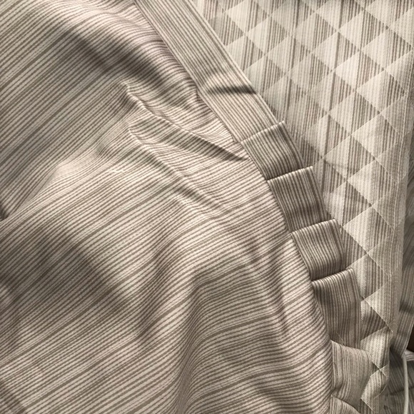 J. QUEEN NEW YORK EUROPEAN SHAM - Picture 7 of 9